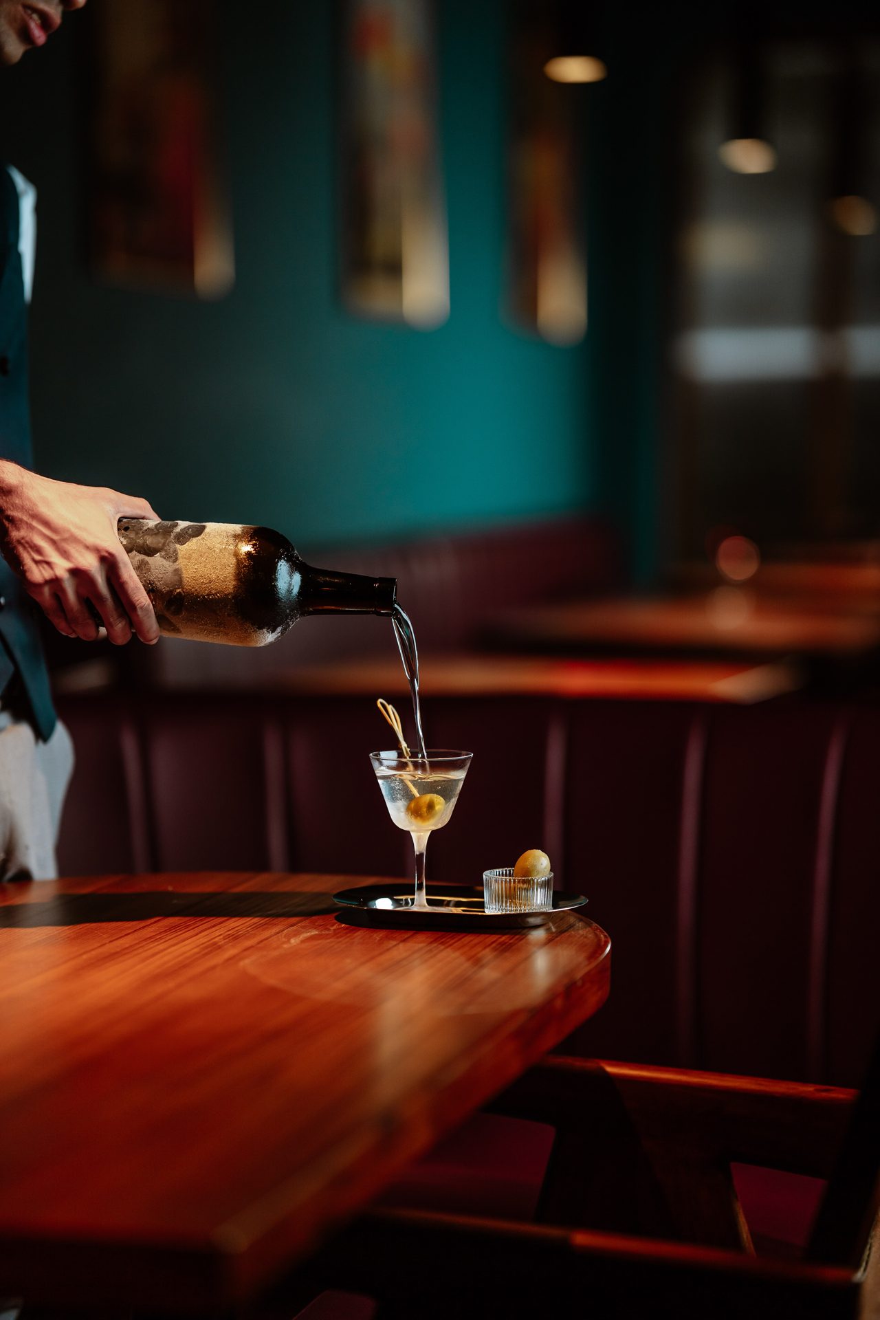 Bar Spirit Forward interior 9