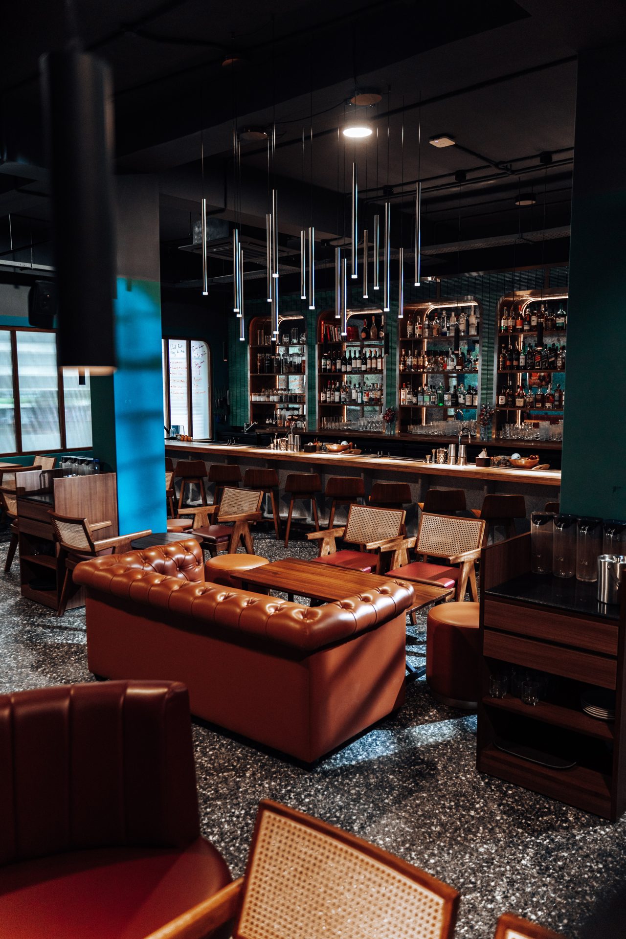 Bar Spirit Forward interior 7